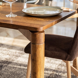 Classic Solid Wood Dining Table with Refined Four-Leg Design